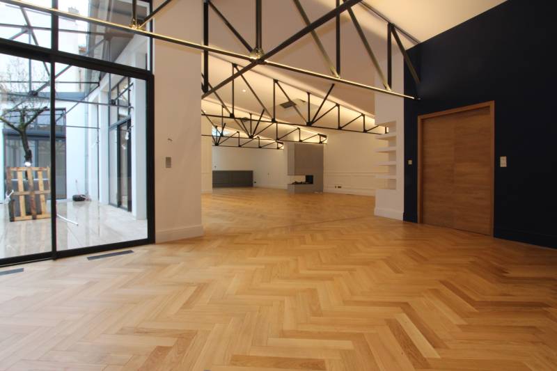 Restructuration d'un Loft industriel avec création d'un plancher en béton à Nancy