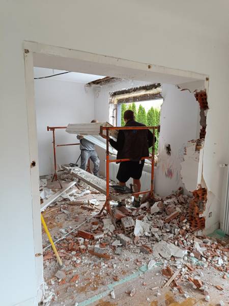 Extension et rénovation d’un pavillon à Remiremont : ajout de 20m² et aménagement d’atelier