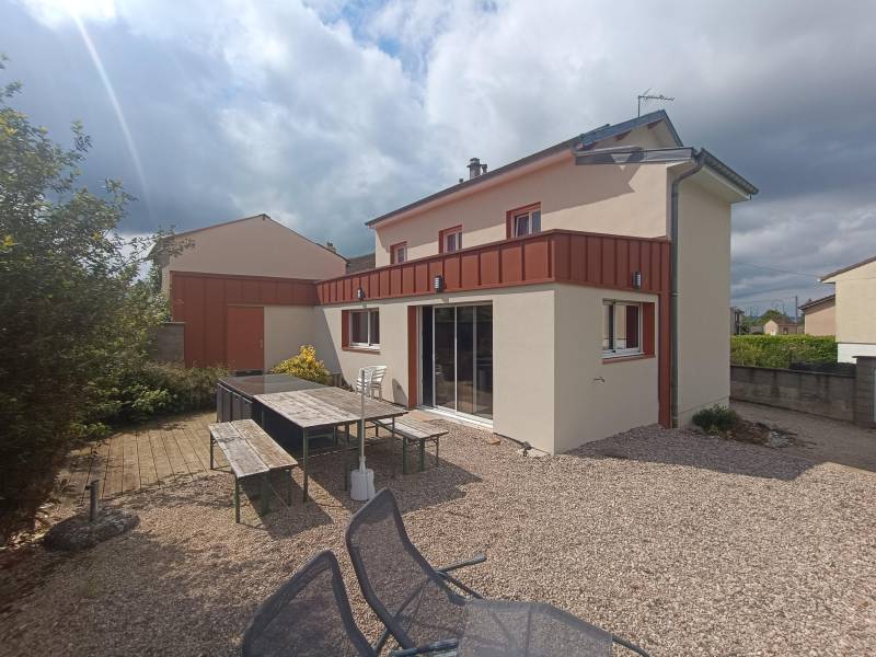 Rénovation et extension d’un pavillon à Nancy : suppression de véranda et création d’une extension en bois